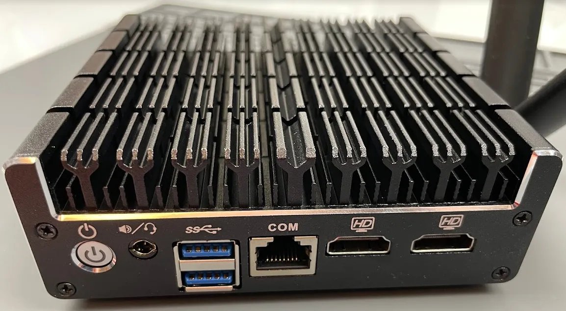 side view of HDMI and usb ports