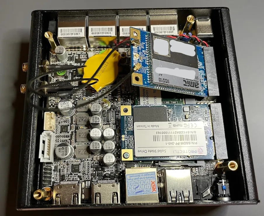 Inside View remove LTE modem